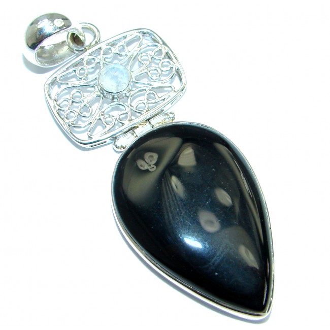 Simple design Black Onyx .925 Sterling Silver handmade Pendant