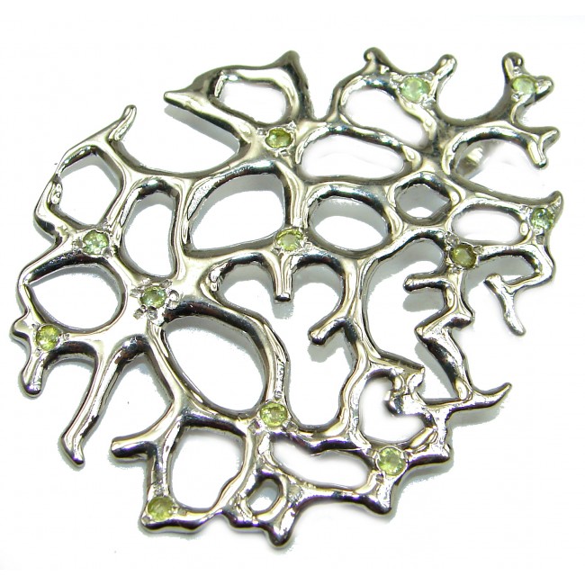 Unique design Peridot .925 Sterling Silver handcrafted Pendant