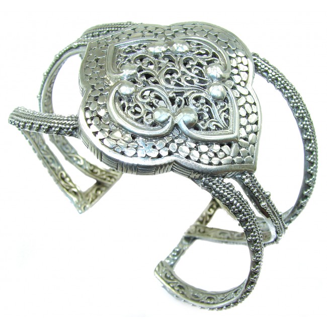 Large Bali made Design .925 Sterling Silver handcrafted Bracelet / Cuff