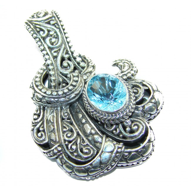 Fancy Swiss Blue Topaz .925 Sterling Silver Bali handcrafted Pendant