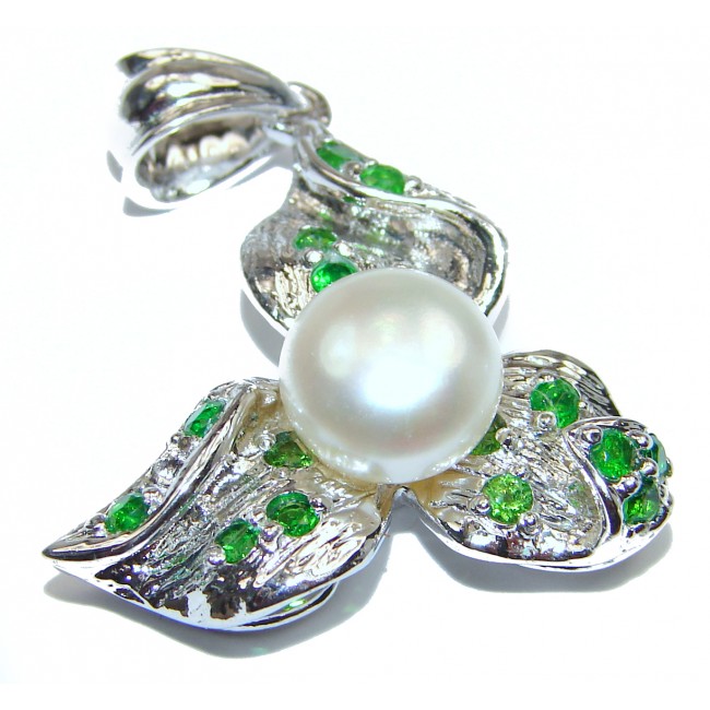 Vintage Design Pearl Chrome Diopside .925 Sterling Silver handcrafted pendant
