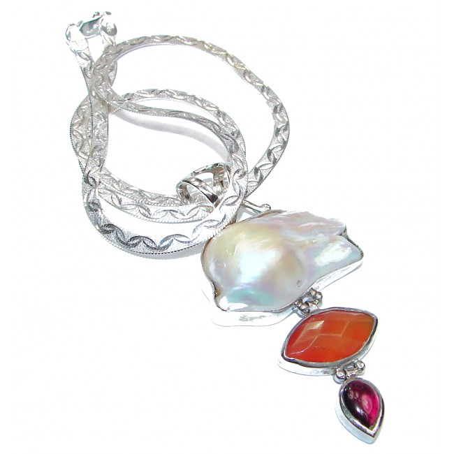Classy Natural Mother of Pearl .925 Silver handcrafted Necklace