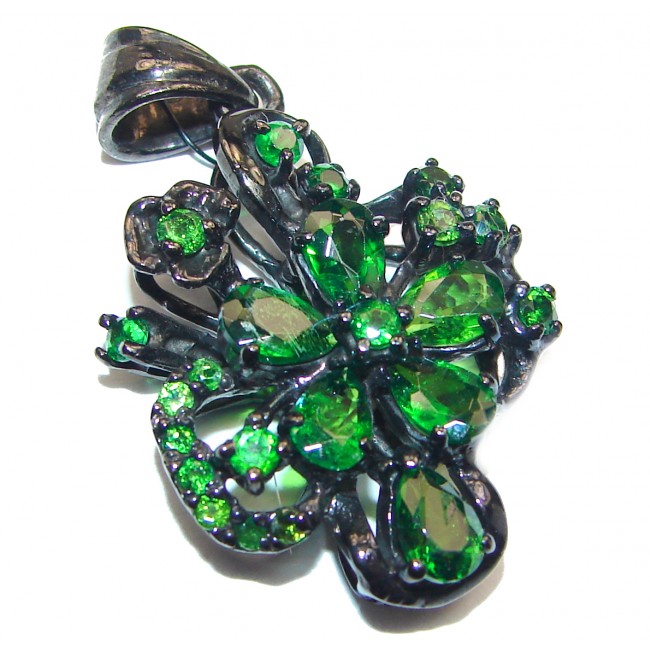 Authentic Chrome Diopside black rhodium over .925 Sterling Silver Pendant