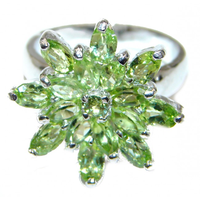 Aurora Spectacular Natural Peridot .925 Sterling Silver handcrafted ring size 7