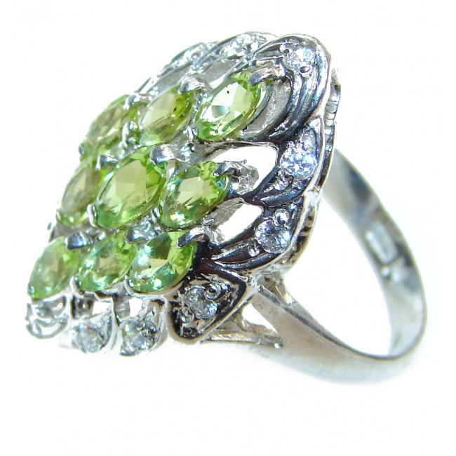 Aurora Spectacular Natural Peridot .925 Sterling Silver handcrafted ring size 9 1/4