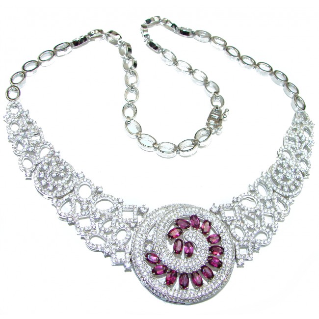 Perpetum mobile Masterpiece Garnet .925 Sterling Silver handcrafted necklace