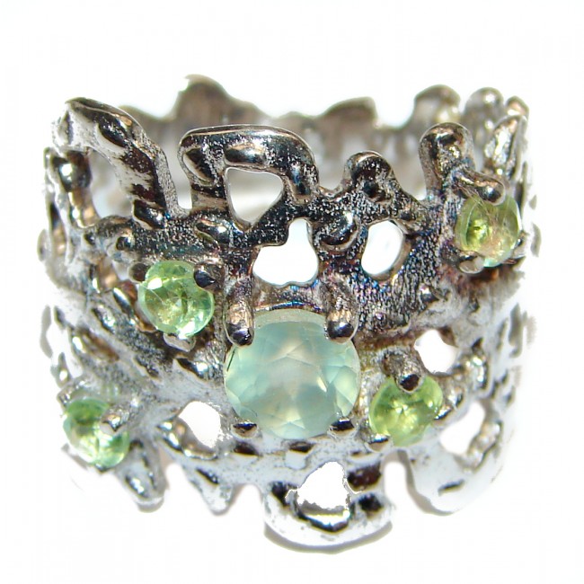 Aurora Spectacular Natural Peridot .925 Sterling Silver handcrafted ring size 7