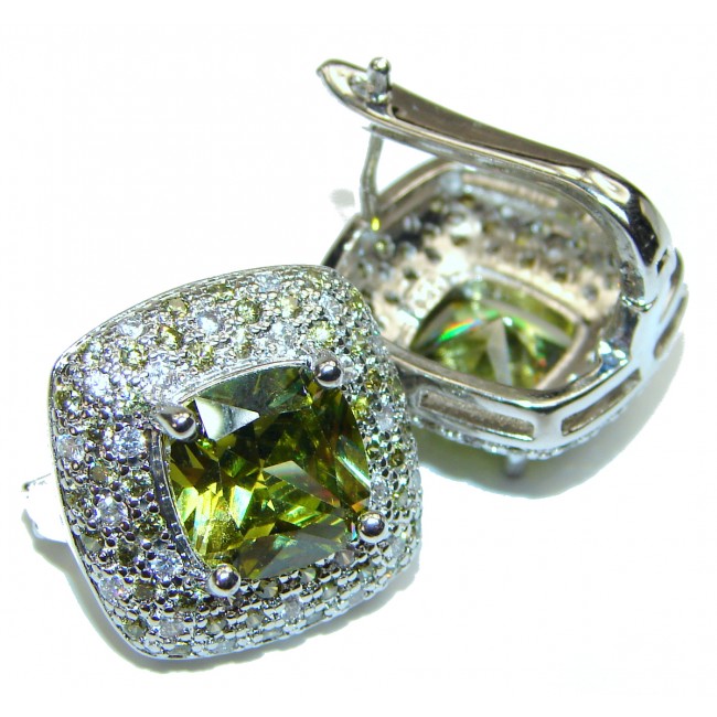 Very Unique Green Topaz .925 Sterling Silver handcrafted earrings