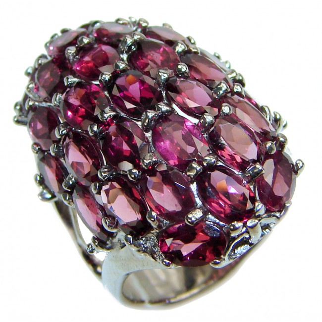 Vintage Design Authentic Garnet .925 Sterling Silver brilliantly handcrafted ring s. 9