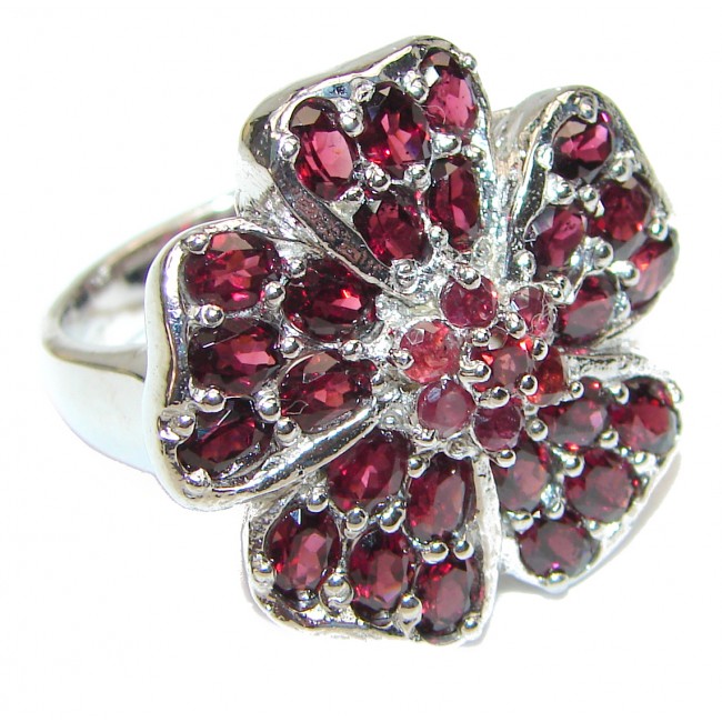 Laura Authentic Garnet .925 Sterling Silver brilliantly handcrafted ring s. 9