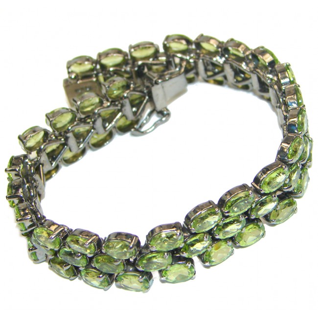 Melissa Chunky Flawless Peridot .925 Sterling Silver handcrafted Bracelet
