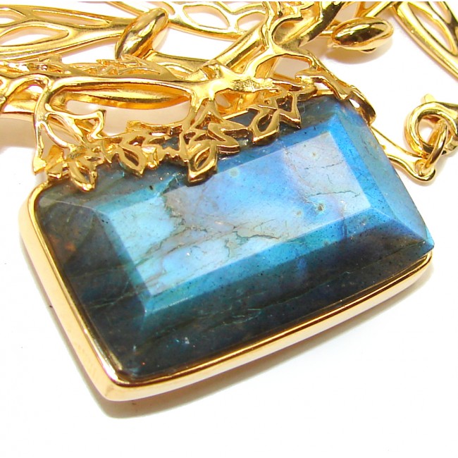 Luxury Design 31.2 carat faceted Labradorite 18K Gold over .925 Sterling Silver entirely handcrafted necklace
