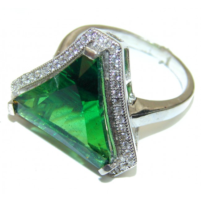 Flawless green Helenite .925 Sterling Silver Ring size 9