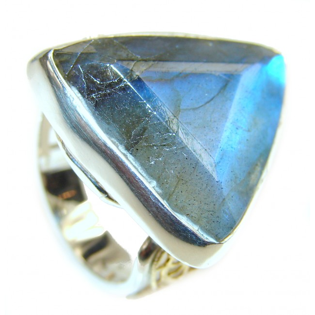 Mesmerizing trillion cut Fire Labradorite 2 tones .925 Sterling Silver Bali handmade ring size 8 adjustable