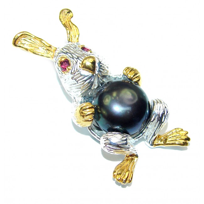 Cute Rabbit Huge Great Black Pearl .925 Sterling Silver handcrafted pendant