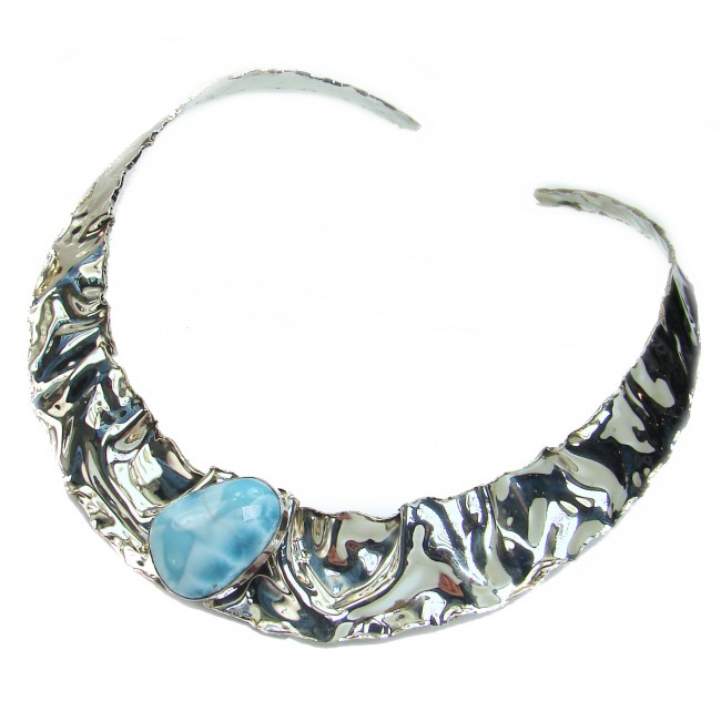Scarlet Beauty Larimar hammered Sterling Silver necklace / Choker