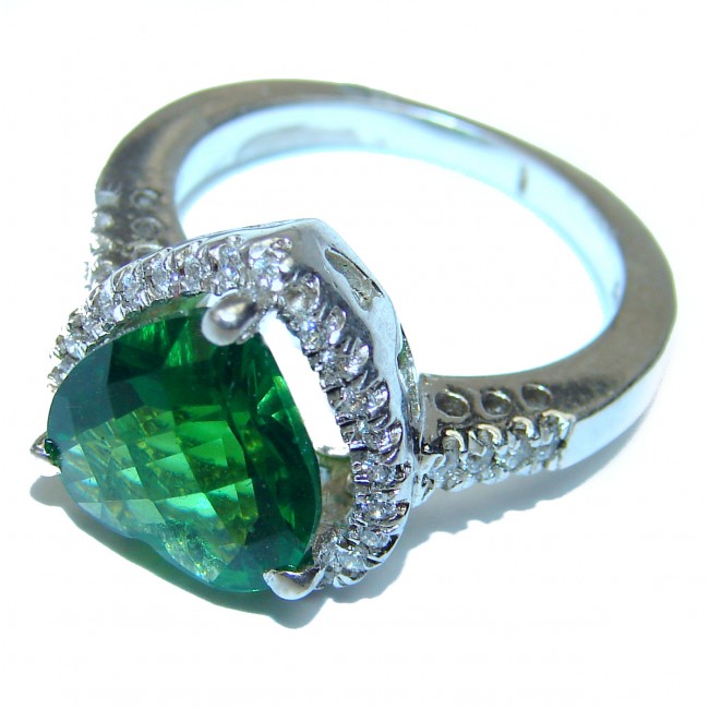 Authentic volcanic Green Helenite .925 Sterling Silver ring s. 6