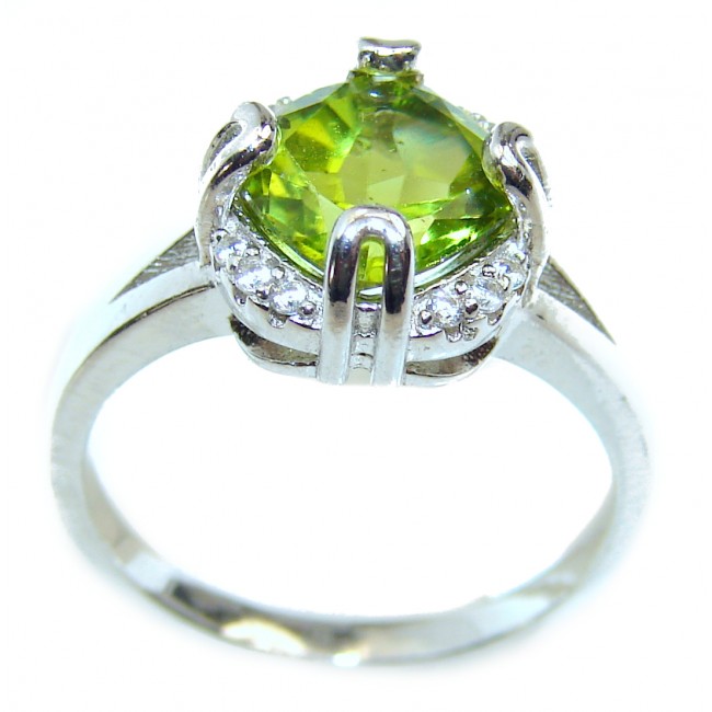Spectacular Authentic Peridot .925 Sterling Silver handmade ring size 7