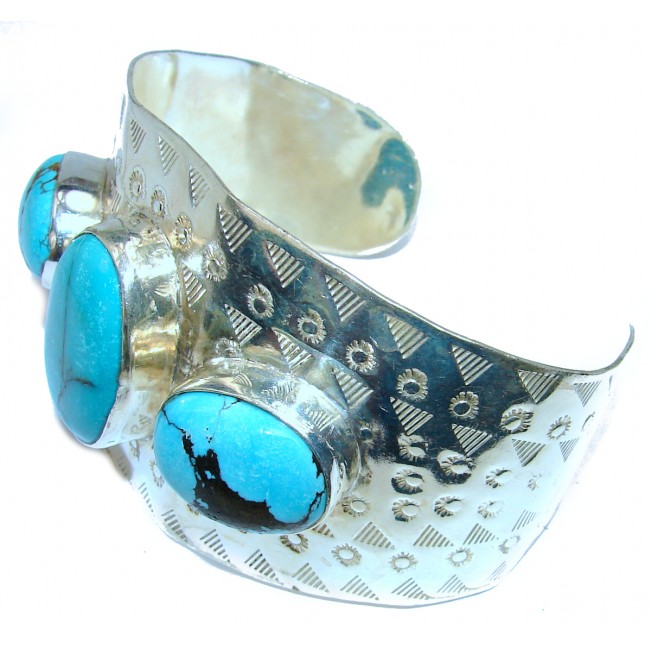 Huge Boho Chic Genuine Turquoise .925 Sterling Silver handmade Bracelet / Cuff