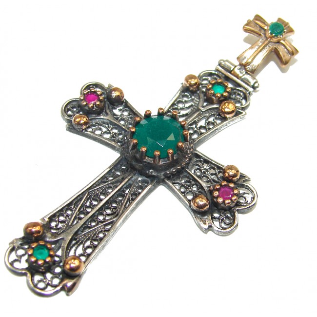 Victorian Style created Emerald .925 Sterling Silver Pendant / Cross