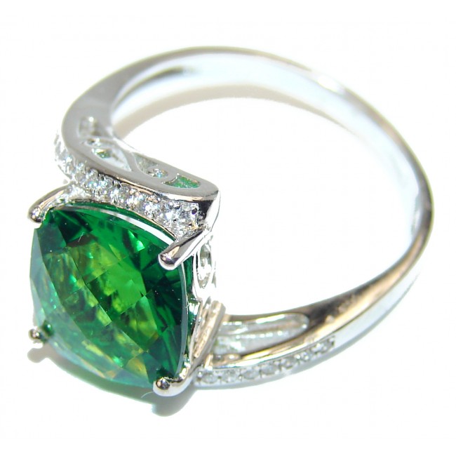Authentic volcanic Green Helenite .925 Sterling Silver ring s. 9