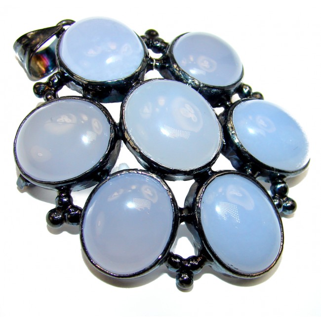 Spectacular Chalcedony Agate black rhodium over .925 Sterling Silver handmade Pendant Brooch