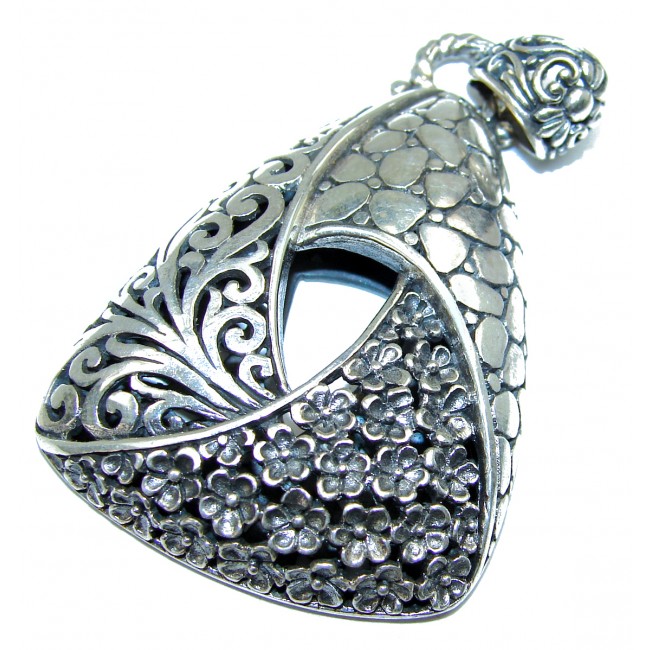 Eternity .925 Sterling Silver Bali Handcrafted pendant