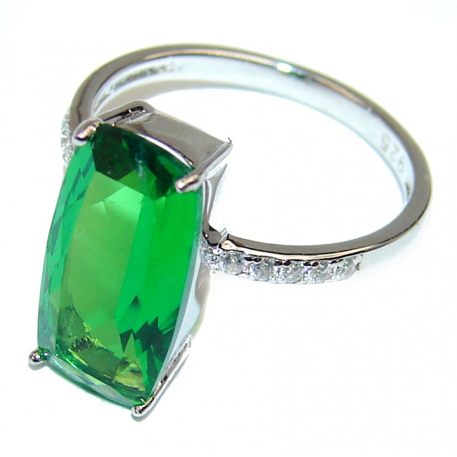 Authentic volcanic Green Helenite .925 Sterling Silver ring s. 4 3/4