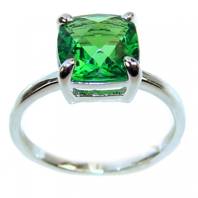 Princess cut Authentic volcanic Green Helenite .925 Sterling Silver ring s. 5