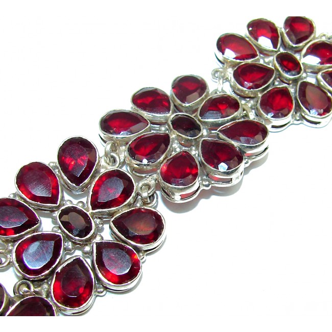 Vintage design Beauty authentic red Quartz .925 Sterling Silver handcrafted Bracelet