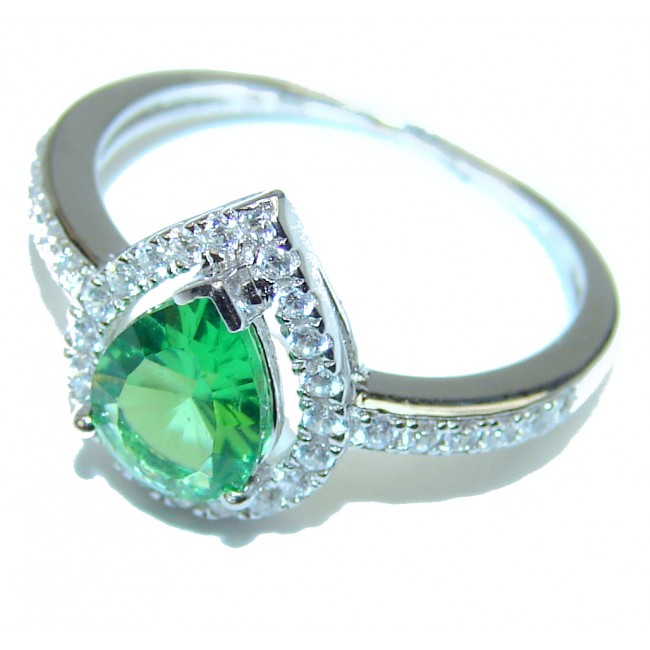 Energizing genuine Peridot .925 Sterling Silver handcrafted Ring size 6 1/4