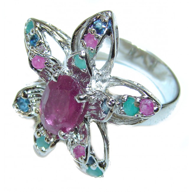 Beautiful Flower unique Ruby .925 Sterling Silver handcrafted Ring size 7 1/2