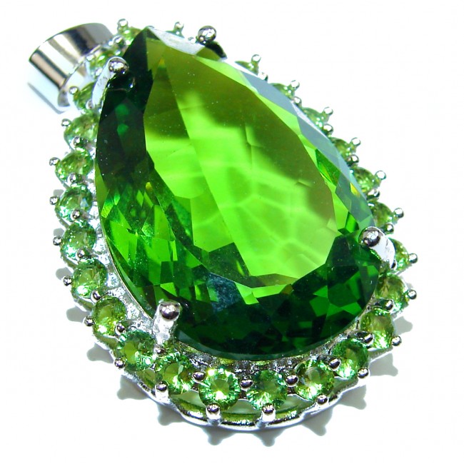 33.5 carat Genuine Green Quartz .925 Sterling Silver handcrafted pendant