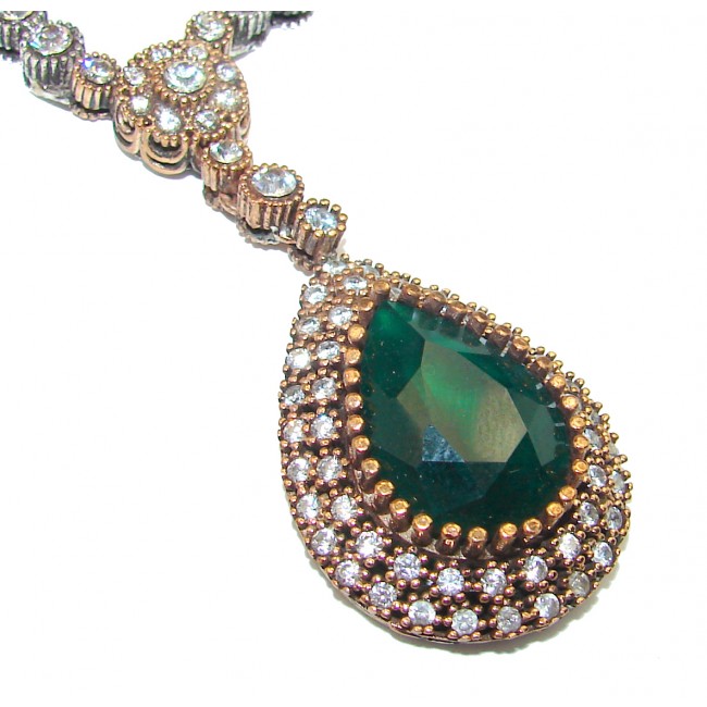 Magnificent Jewel Emerald .925 Sterling Silver handcrafted necklace