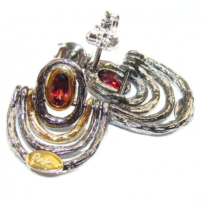 Authentic Garnet 2 tones .925 Sterling Silver handcrafted earrings