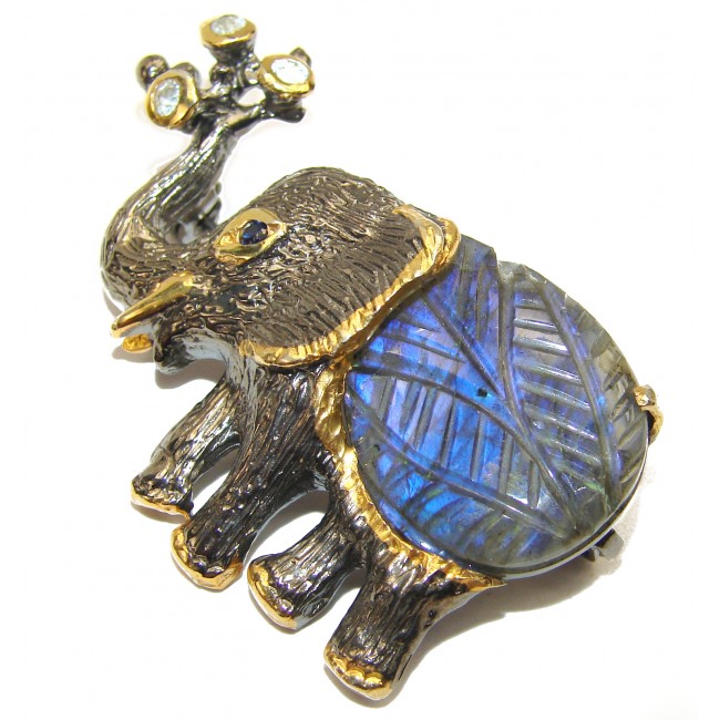 Lucky Elephant Excellent carved Labradorite .925 Sterling Silver handcrafted Brooch