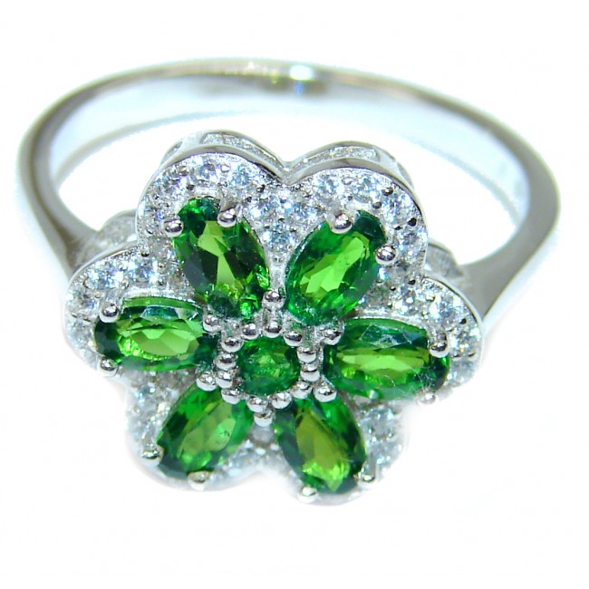Energizing genuine Peridot .925 Sterling Silver handcrafted Ring size 9 1/2
