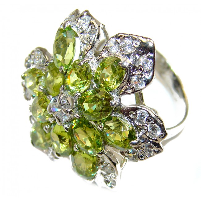 Energizing genuine Peridot .925 Sterling Silver handcrafted Ring size 5