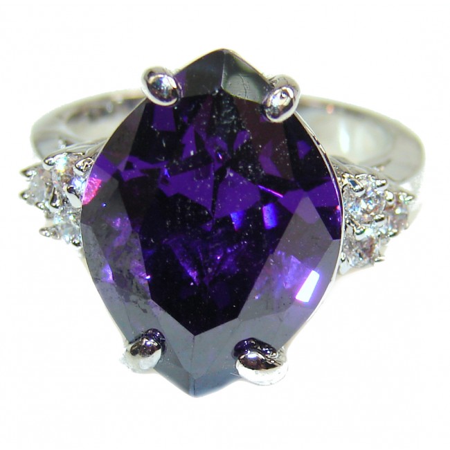 Purple Beauty 15.5 carat authentic Topaz .925 Sterling Silver Ring size 7 1/4