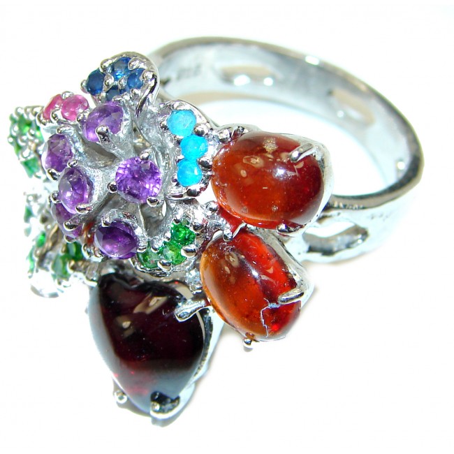 Floral Design Authentic Garnet .925 Sterling Silver Ring size 9