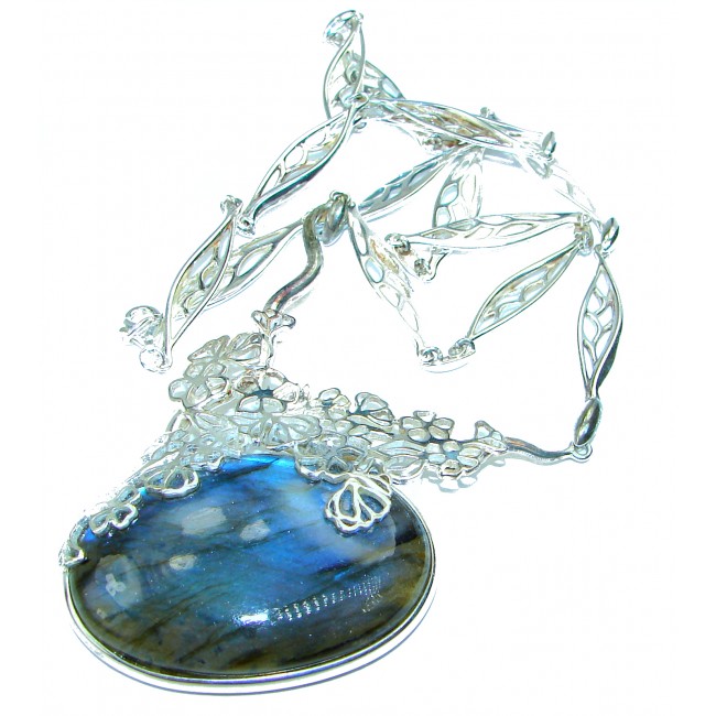 Luxury Design 65.2 faceted Labradorite .925 Sterling Silver entirely handcrafted necklace