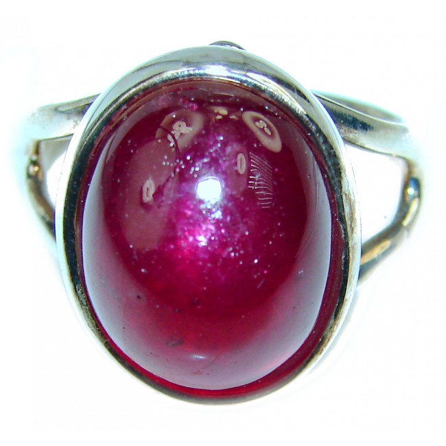 Great quality 21.5 carat unique Ruby .925 Sterling Silver handcrafted Ring size 8 1/2