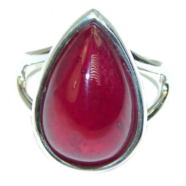 Great quality 19.5 carat unique Ruby .925 Sterling Silver handcrafted Ring size 8
