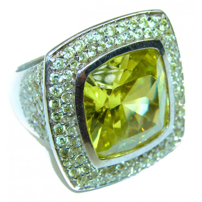 Large Best quality Green Topaz .925 Sterling Silver handcrafted Ring Size 6
