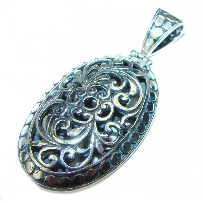 Bali .925 Sterling Silver Bali Handcrafted pendant