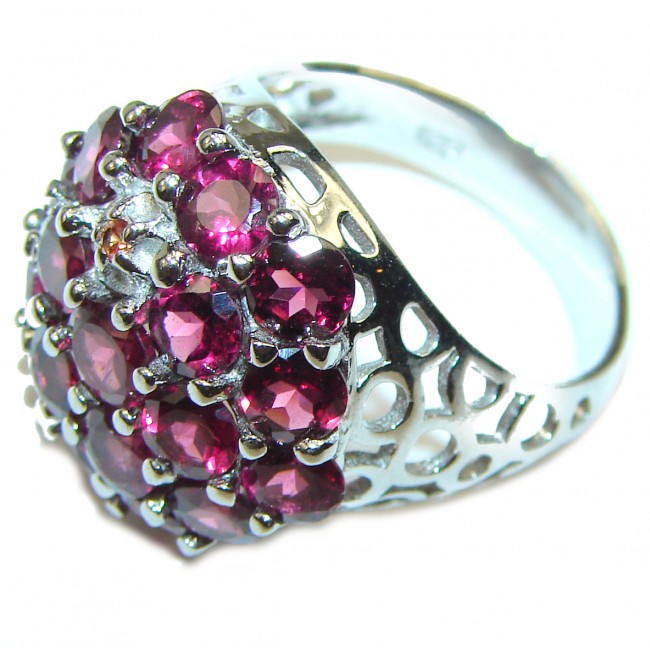 Red Beauty authentic Garnet .925 Sterling Silver Ring size 8