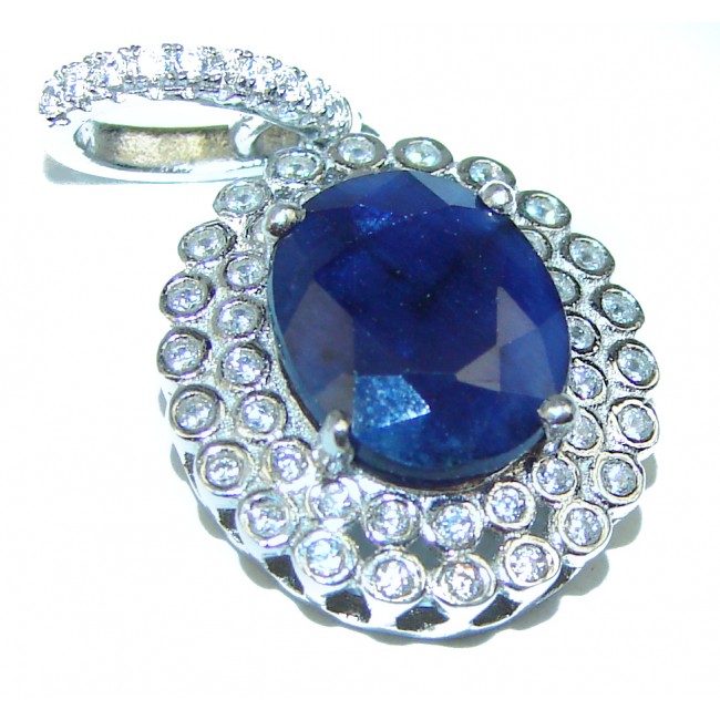 Vintage Design 8.5 carat Sapphire .925 Sterling Silver handcrafted Pendant