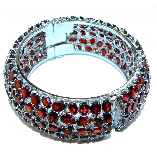 Real Treasure authentic Garnet .925 Sterling Silver handcrafted Bracelet