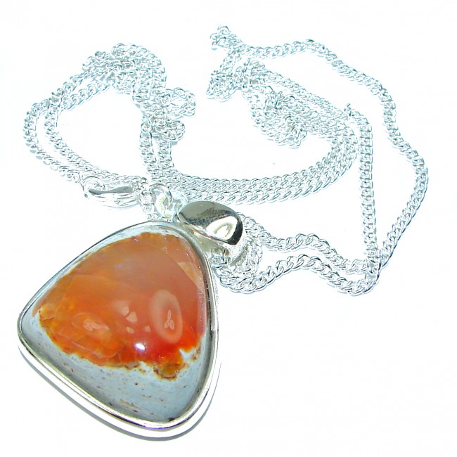 Mexican Opal .925 Sterling Silver brilliantly handcrafted necklace