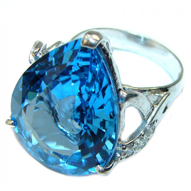 21.8 carat Large Swiss Blue Topaz .925 Sterling Silver handmade Ring size 6 3/4